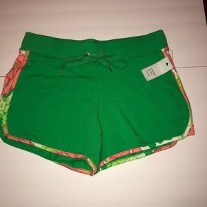 Women’s crown and ivy beach lounge shorts sz small